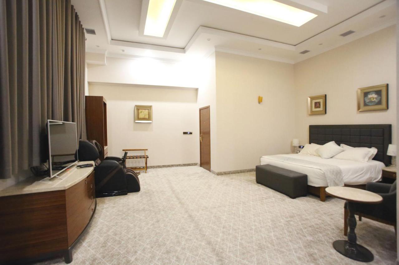 Parliament Palace Hotel Khujand Exterior photo