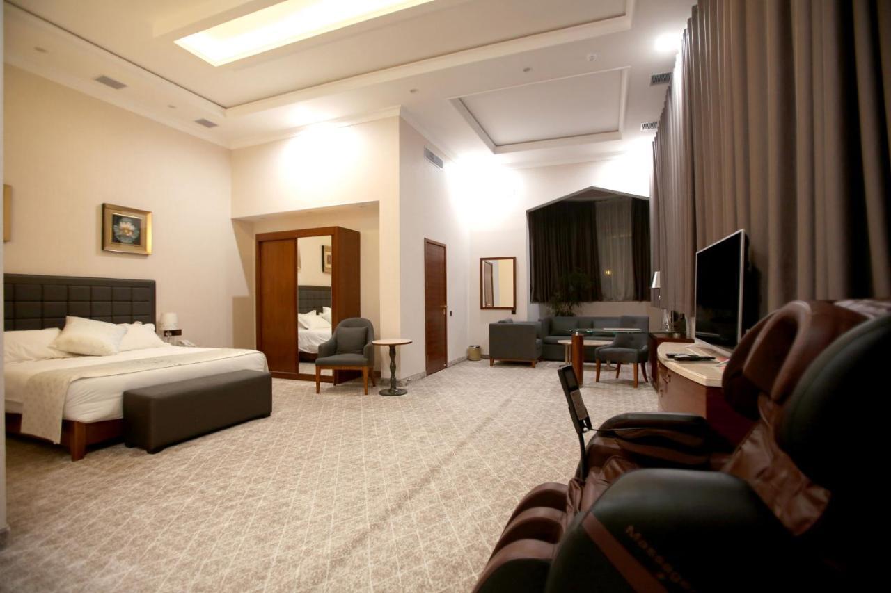 Parliament Palace Hotel Khujand Exterior photo