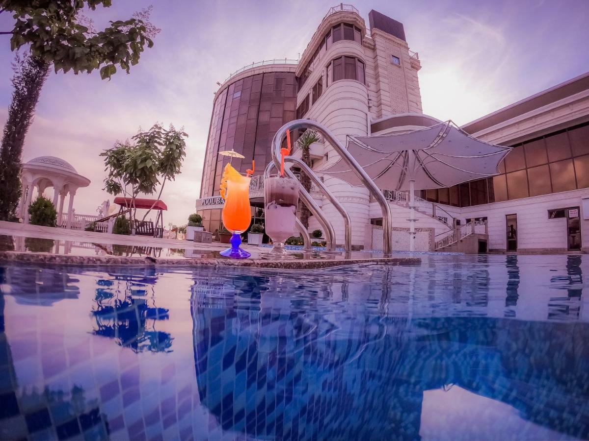 Parliament Palace Hotel Khujand Exterior photo