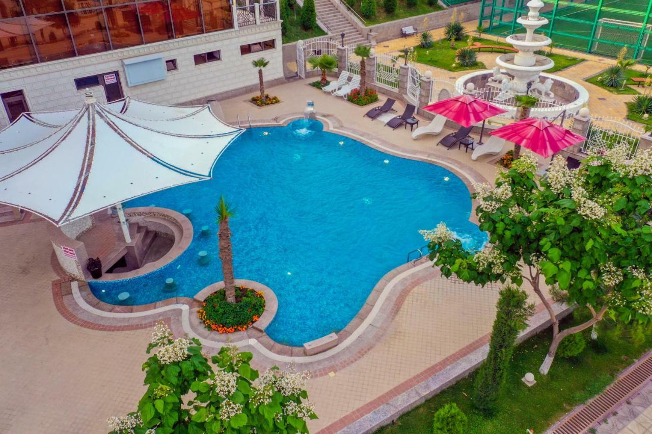 Parliament Palace Hotel Khujand Exterior photo